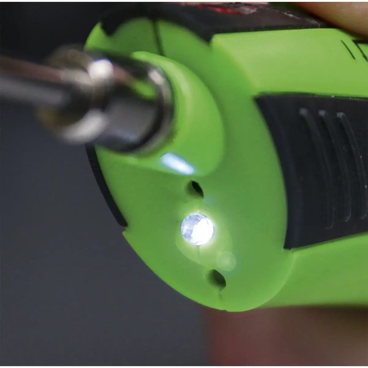 Sealey Cordless Soldering Iron Rechargable 3.7V Lithium-ion 510°C Welding - Image 6