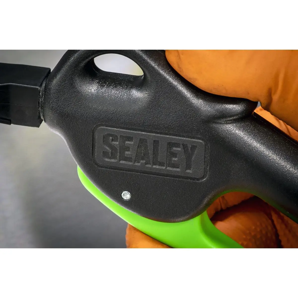 Sealey Curtain Air Blow Gun with 1/4"BSP Air Inlet - Image 11