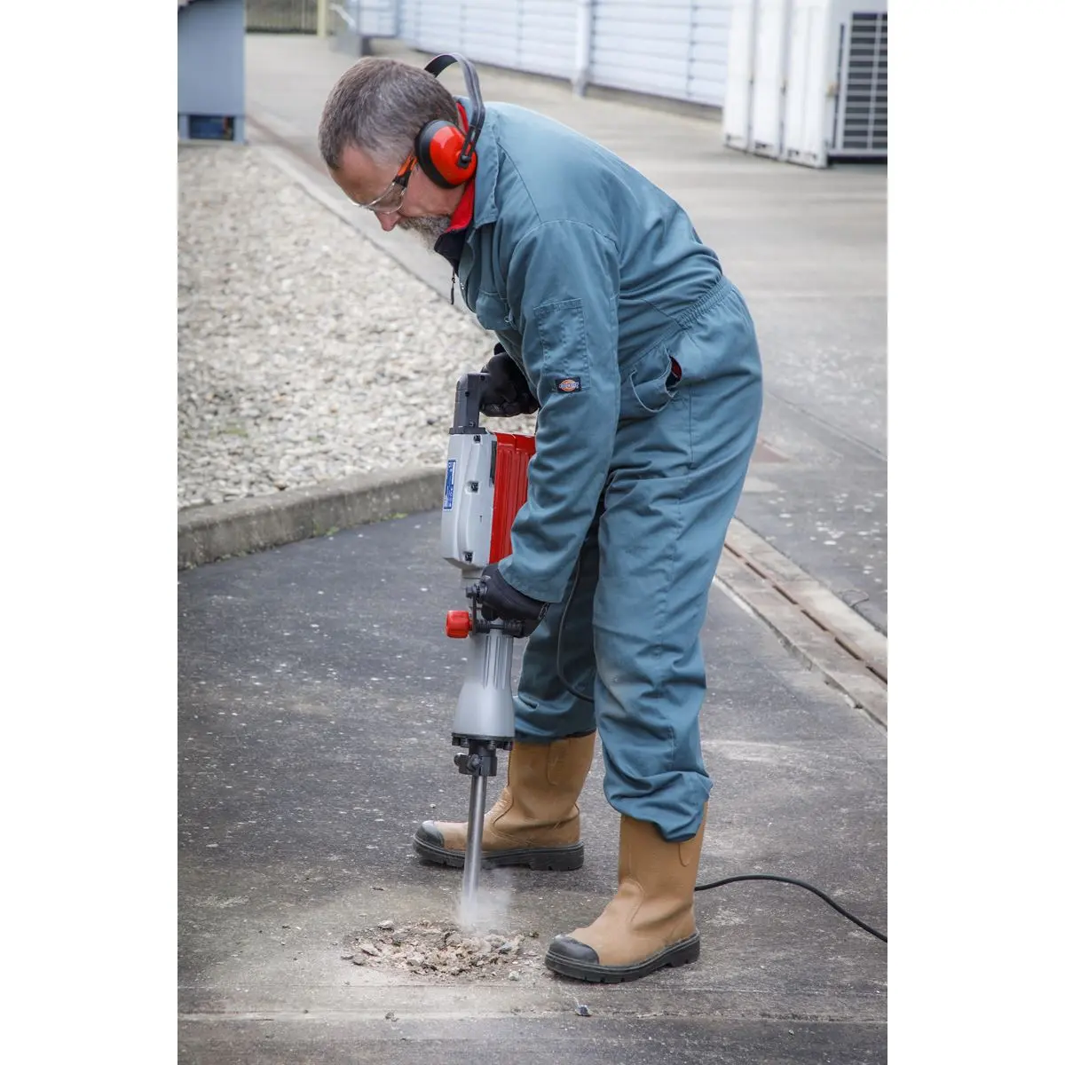 Sealey Demolition Breaker Hammer 1600W/230V - Image 6