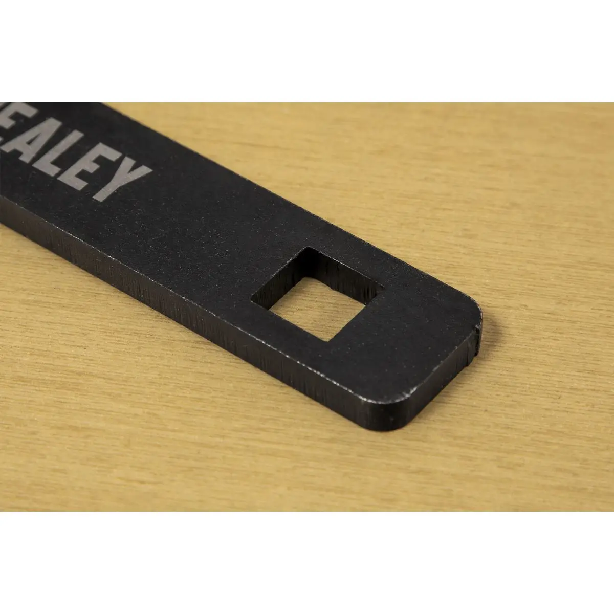 Sealey Diesel Engine Auxiliary Belt Tension Tool - for Ford, Jaguar 2.0D, 2.2D Di/TDdi/TDCi & 2.4D TDdi - Chain Drive - Image 4