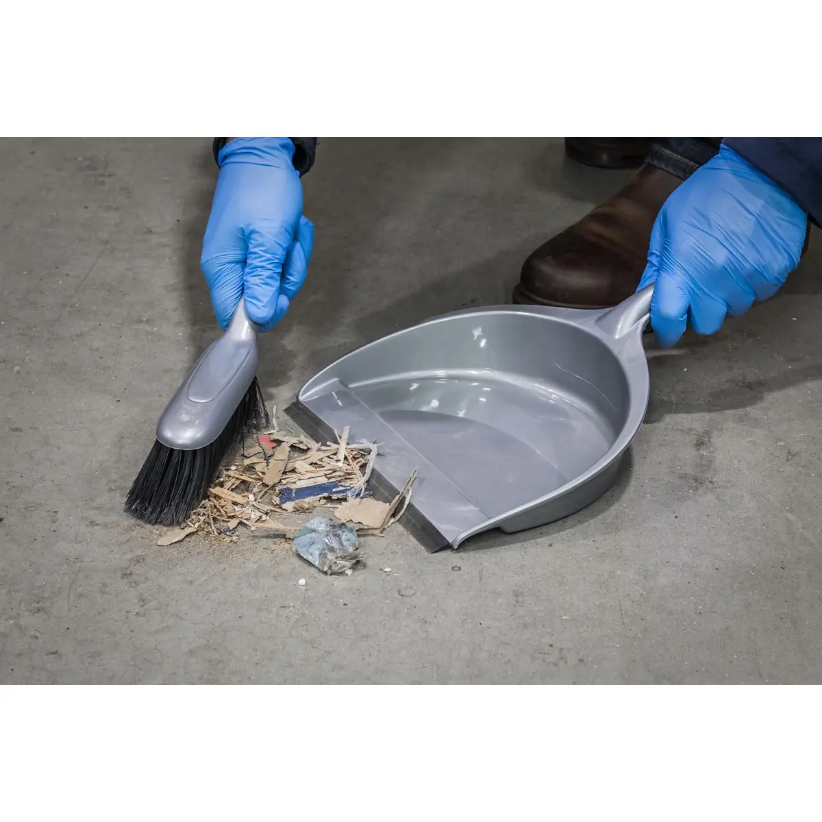 Sealey Dustpan & Brush Set Composite - Image 6