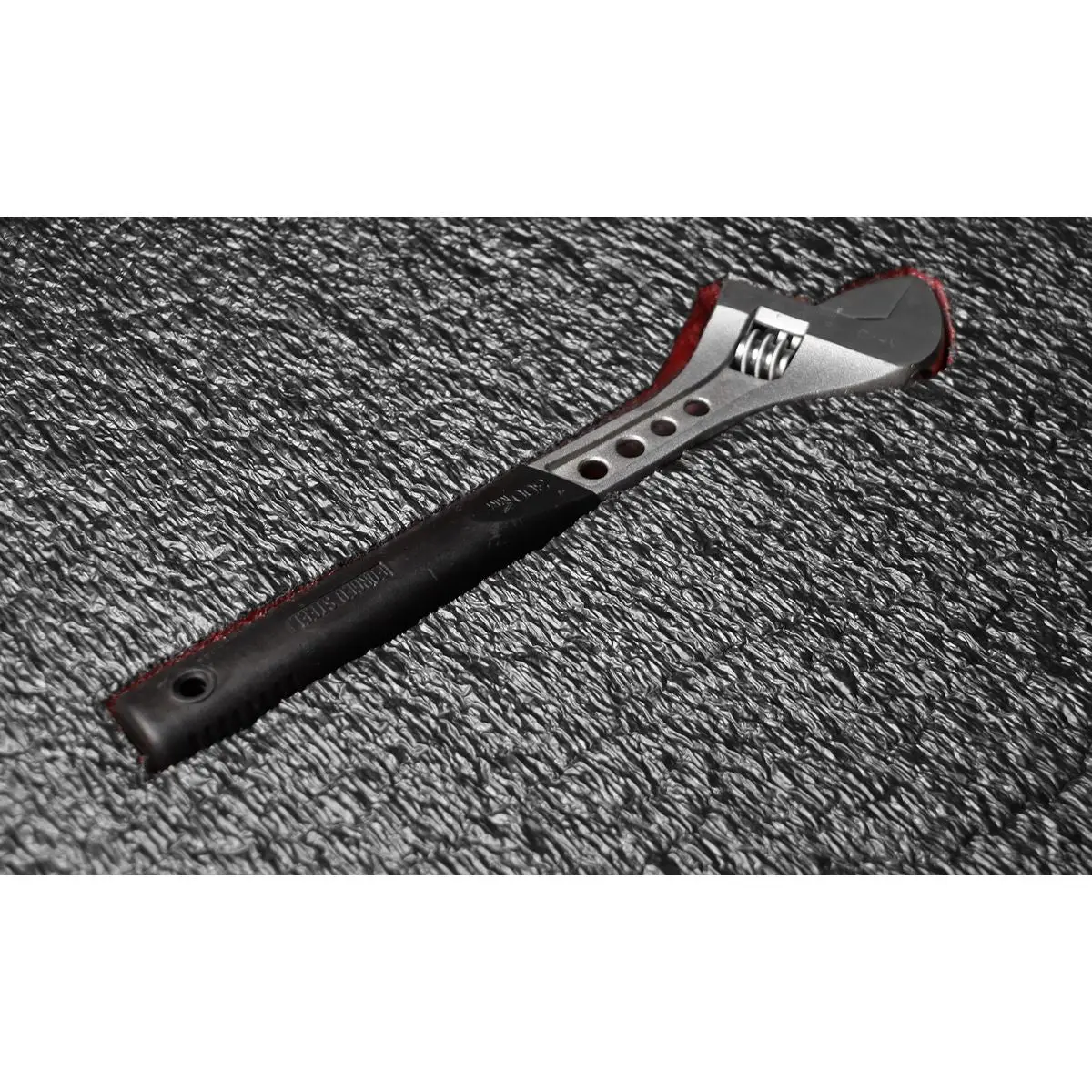 Sealey Easy Peel Shadow Foam® Red/Black 1200 x 550 x 30mm - Image 2
