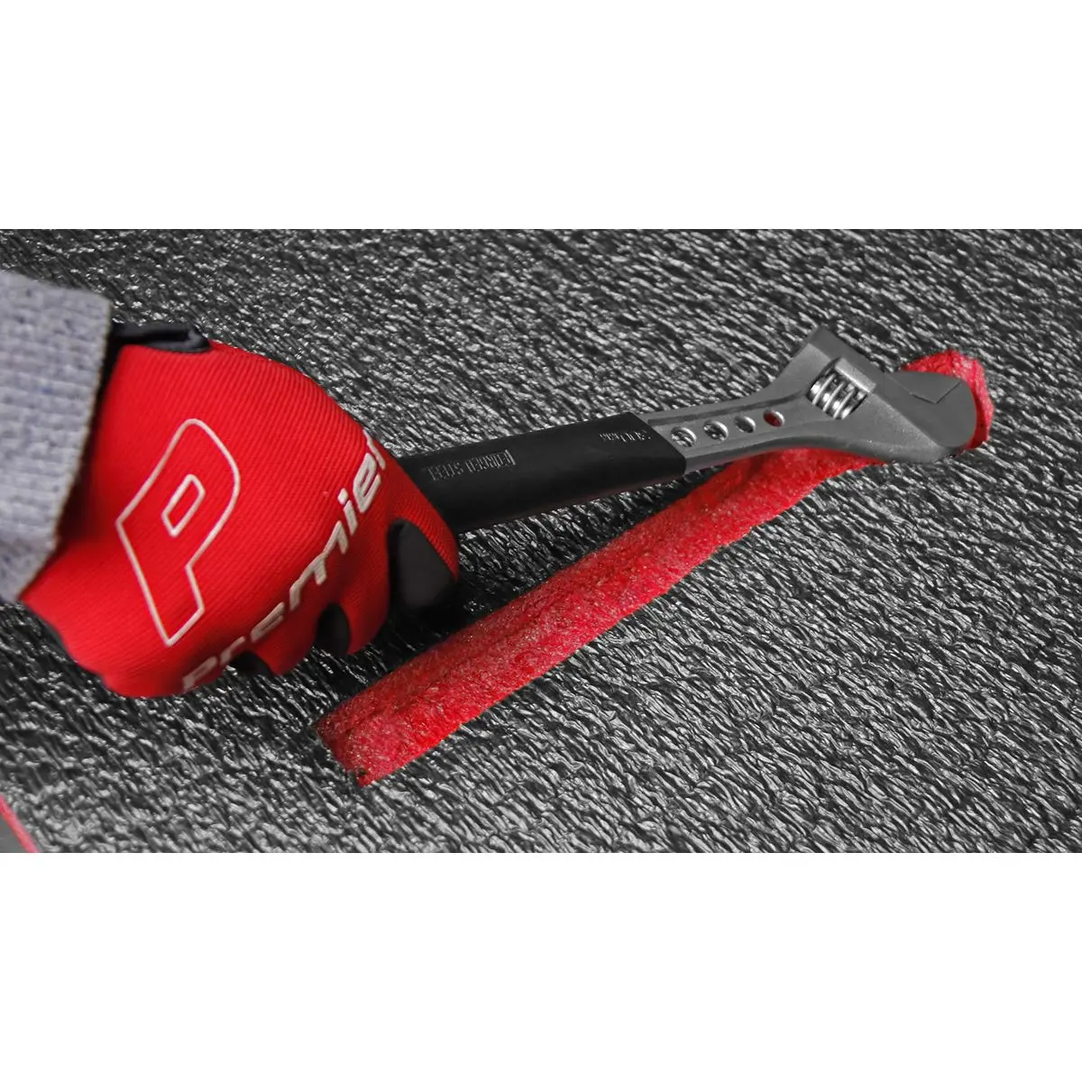 Sealey Easy Peel Shadow Foam® Red/Black 1200 x 550 x 50mm - Image 8