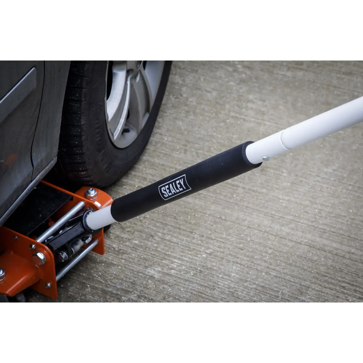 Sealey EVA Jack Handle Sleeve 380 x Ø29mm ID - Image 4