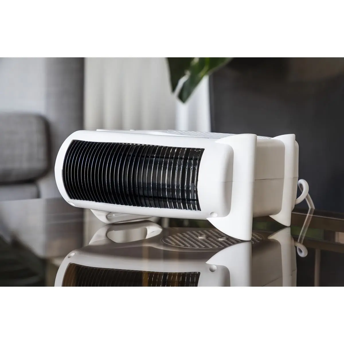 Sealey Fan Heater 2000W/230V 2 Heat Settings & Thermostat - Image 9