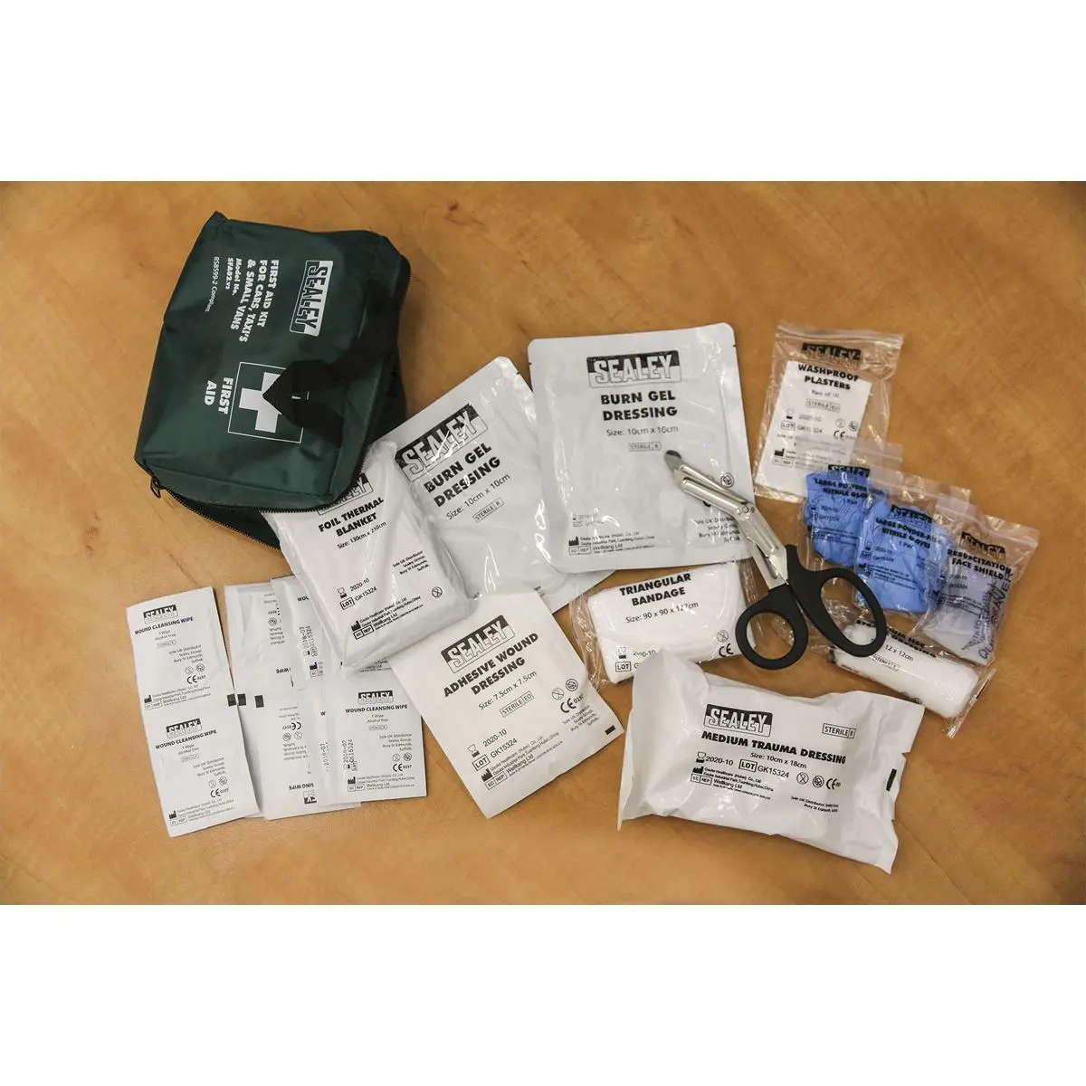 Sealey First Aid Kit Medium for Cars, Taxis & Small Vans - BS 8599-2 Compliant - Image 3