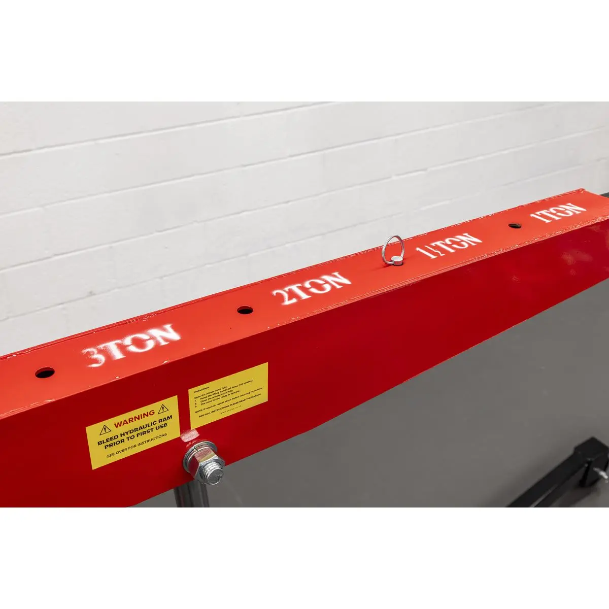 Sealey Fixed Frame Engine Crane with Extendable Legs 3 Tonne - Image 5