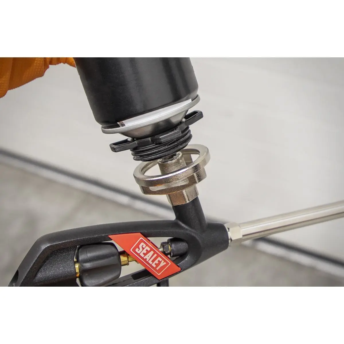 Sealey Foam Gun for Expanding Foam Cartridges - Image 3
