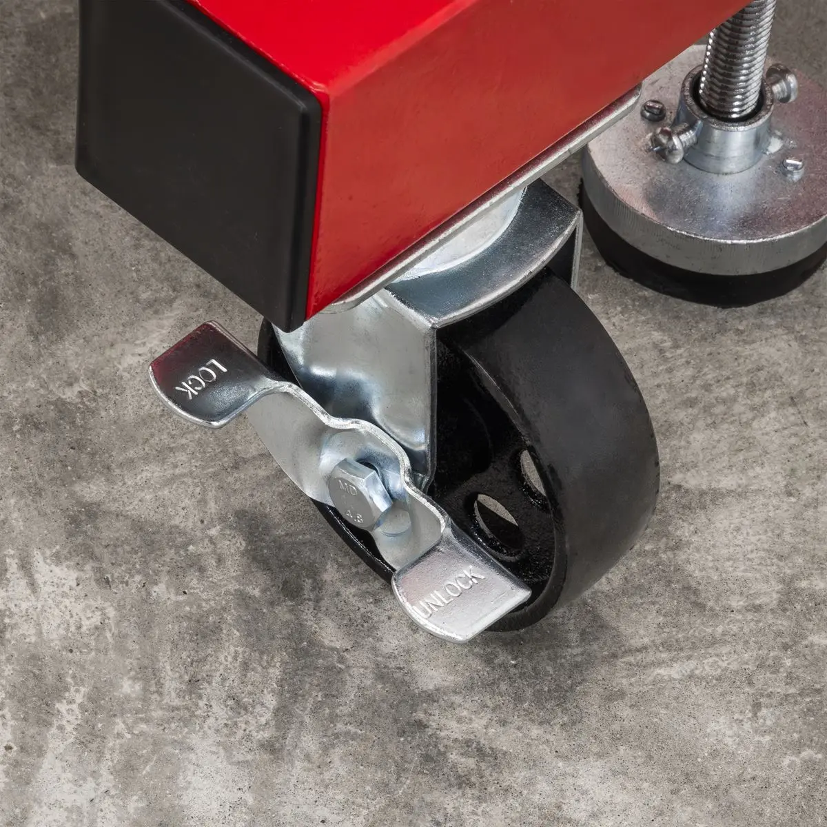 Sealey Folding 360º Rotating Engine Stand with Geared Handle Drive 680kg Capacity - Image 14