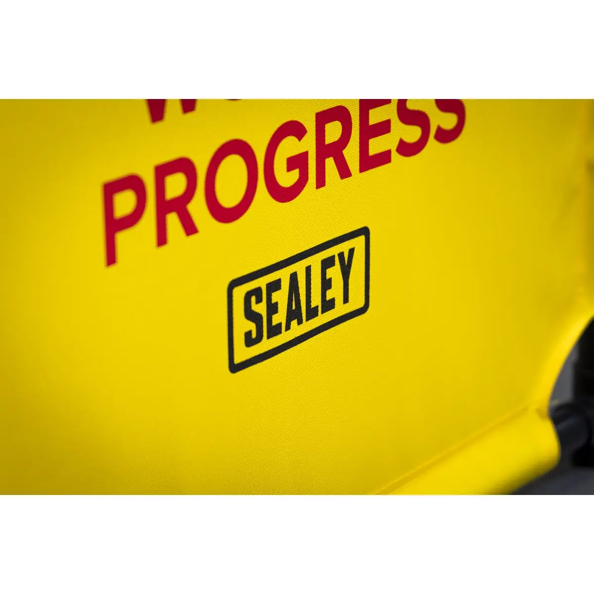 Sealey Folding Safety Barrier for Hybrid Electric Vehicles - Image 5