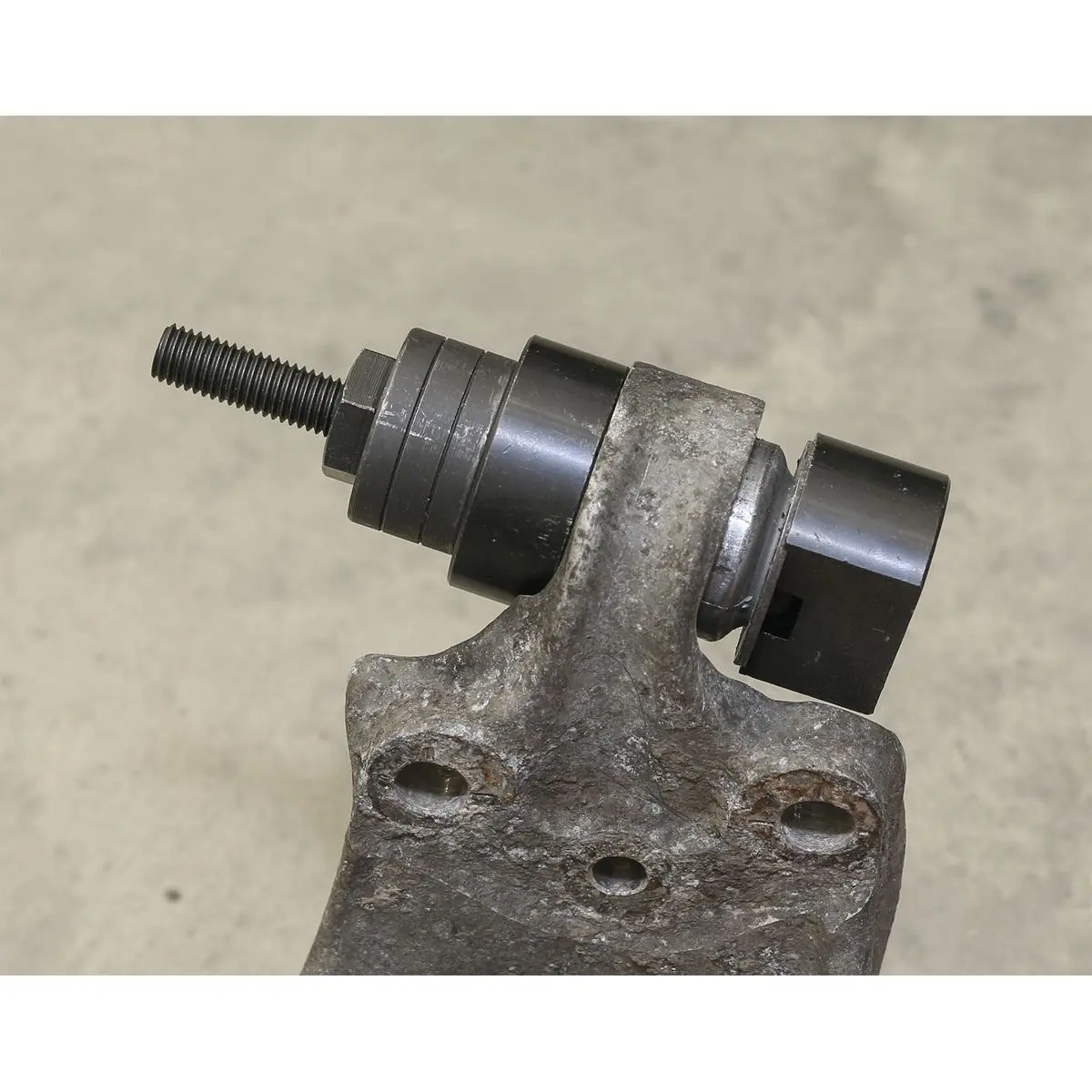 Sealey Front Pivot Arm Bush Tool - Peugeot 407/508, Citroen C5/C6 - Image 5