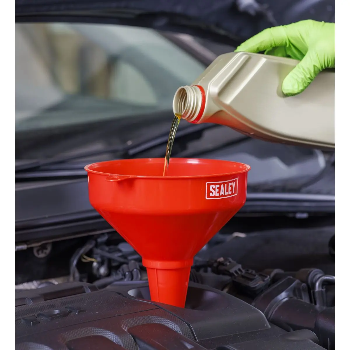 Sealey Funnel Set 3pc Fixed Spout - Image 6