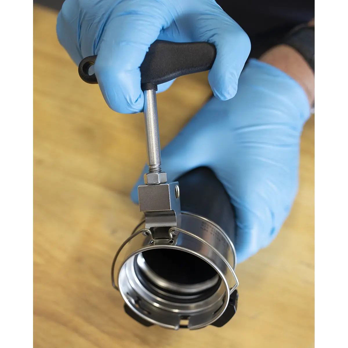 Sealey Hose Clamp Removal Tool for HENN Clamps - Image 4