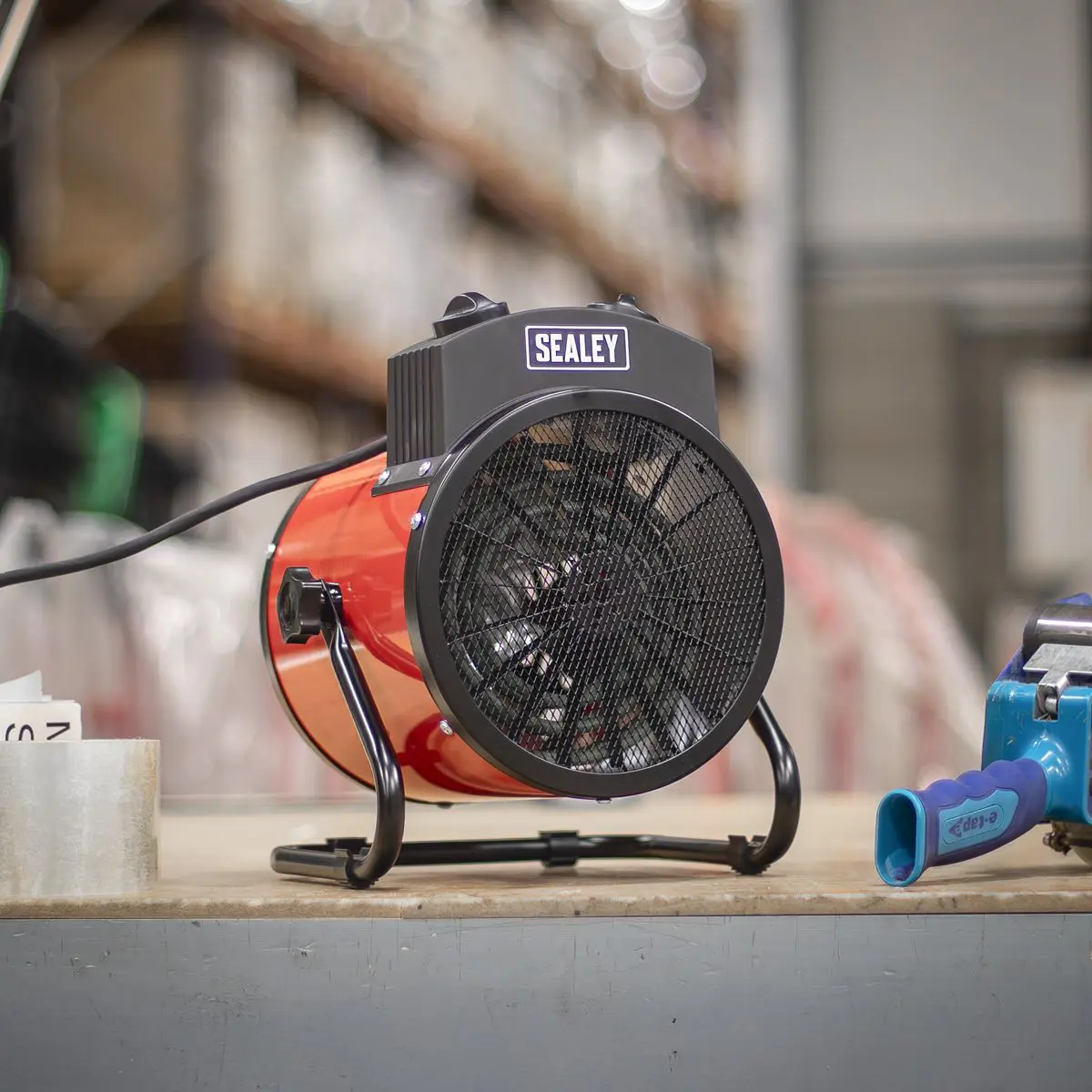 Sealey Industrial Fan Heater 2000W/230V - Image 7