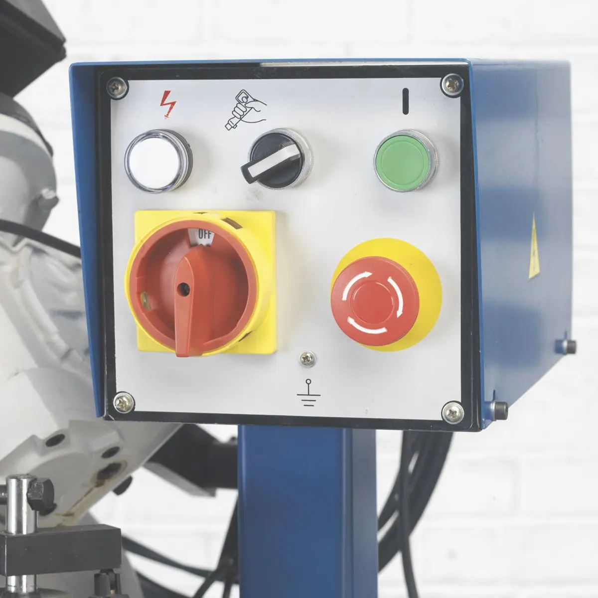 Sealey Industrial Power Bandsaw 255mm - Image 7