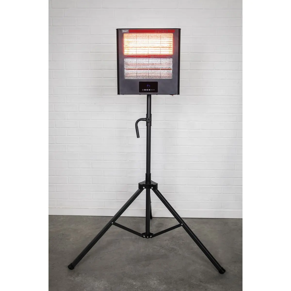 Sealey Infrared Quartz Heater with Tripod Stand 230V 1.4/2.8kW - Image 10