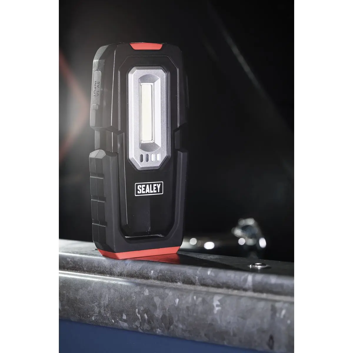 Sealey Inspection Light (x2) 3W COB & 1W SMD LED & Double Wireless Charging Base - Image 5