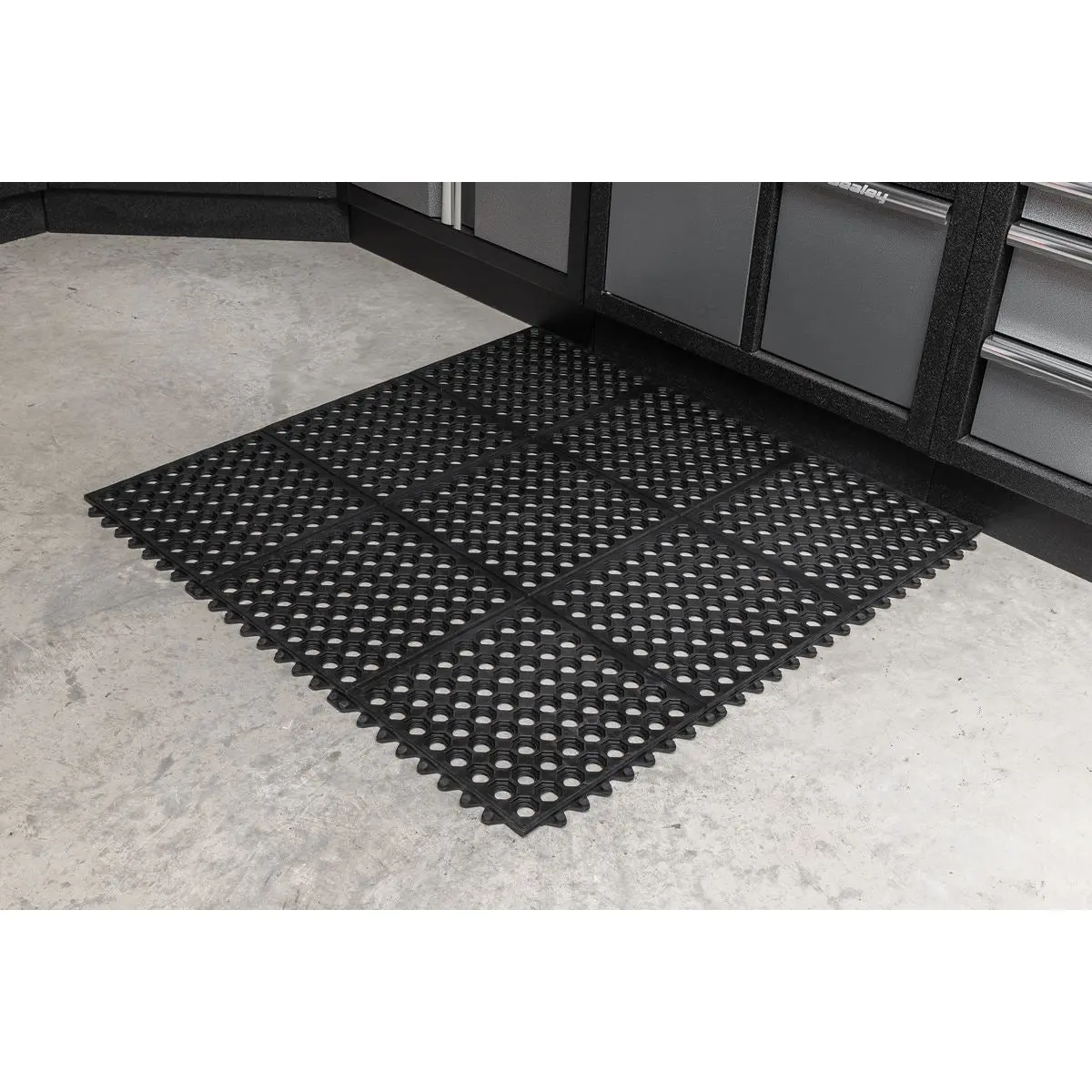 Sealey Interlocking Anti-Fatigue Matting 920 x 920mm - Image 5