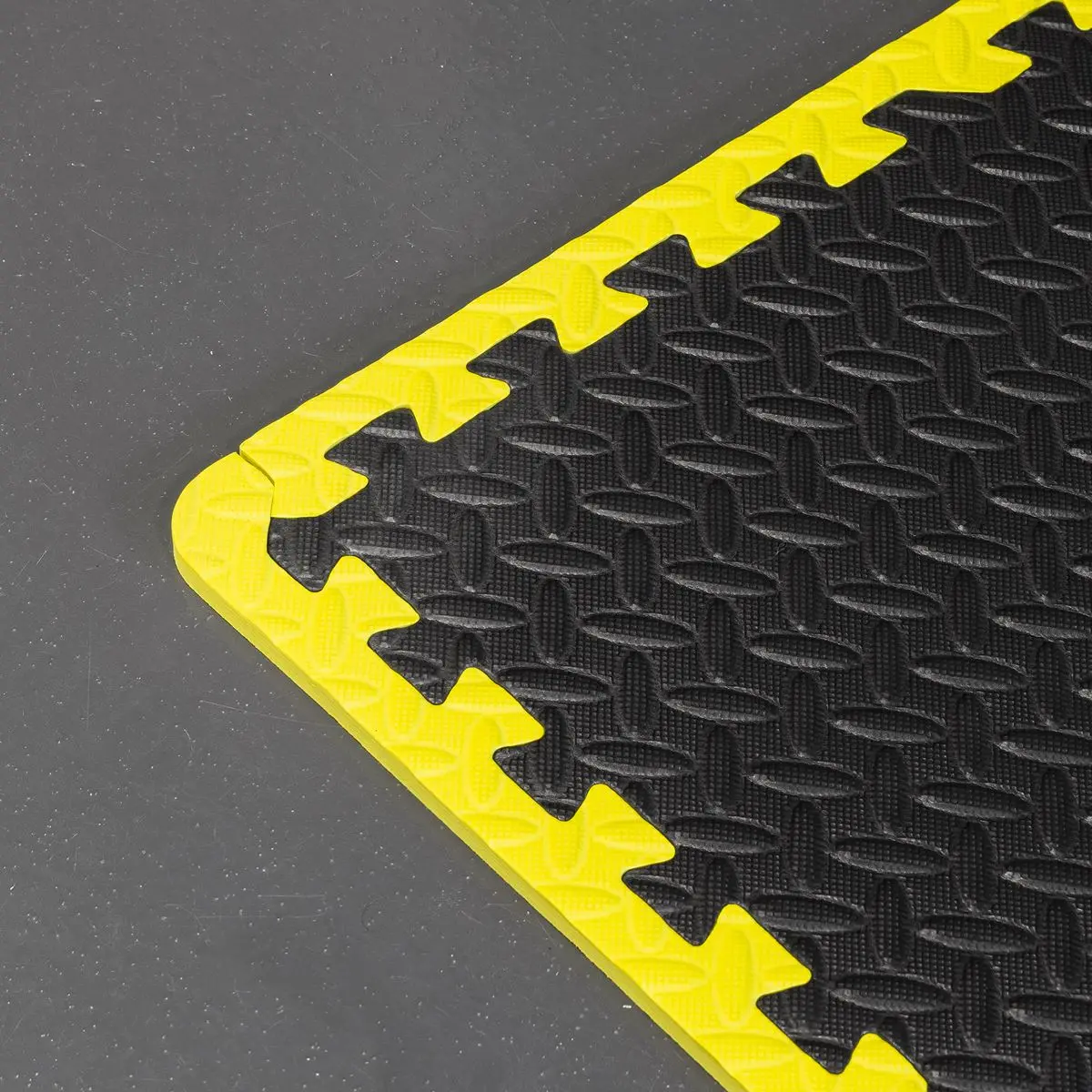 Sealey Interlocking EVA Foam Workshop Mat Set with Hi-Vis Edges 1240 x 1825mm - Image 10