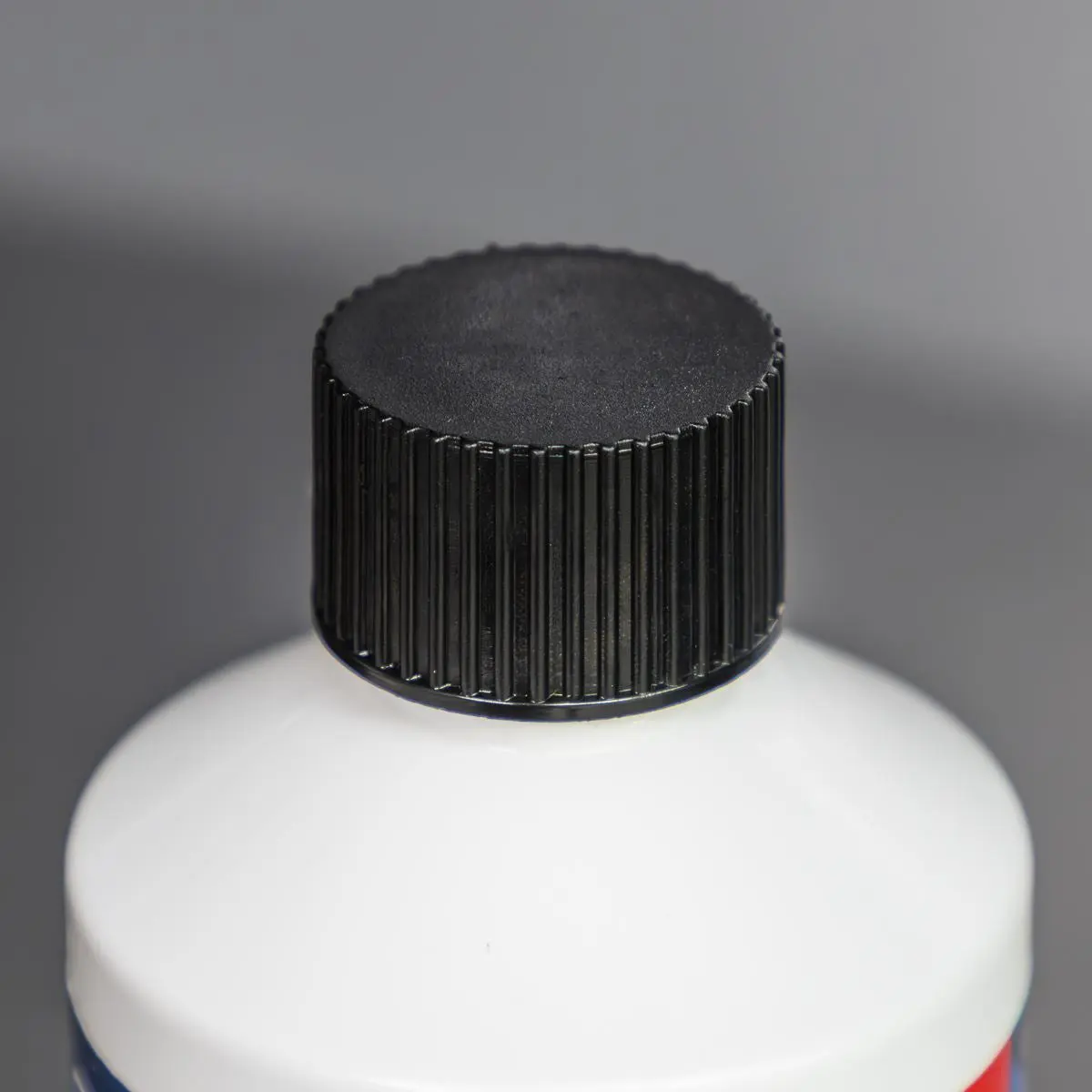 Sealey Leak Detector Oil 500ml - Image 3