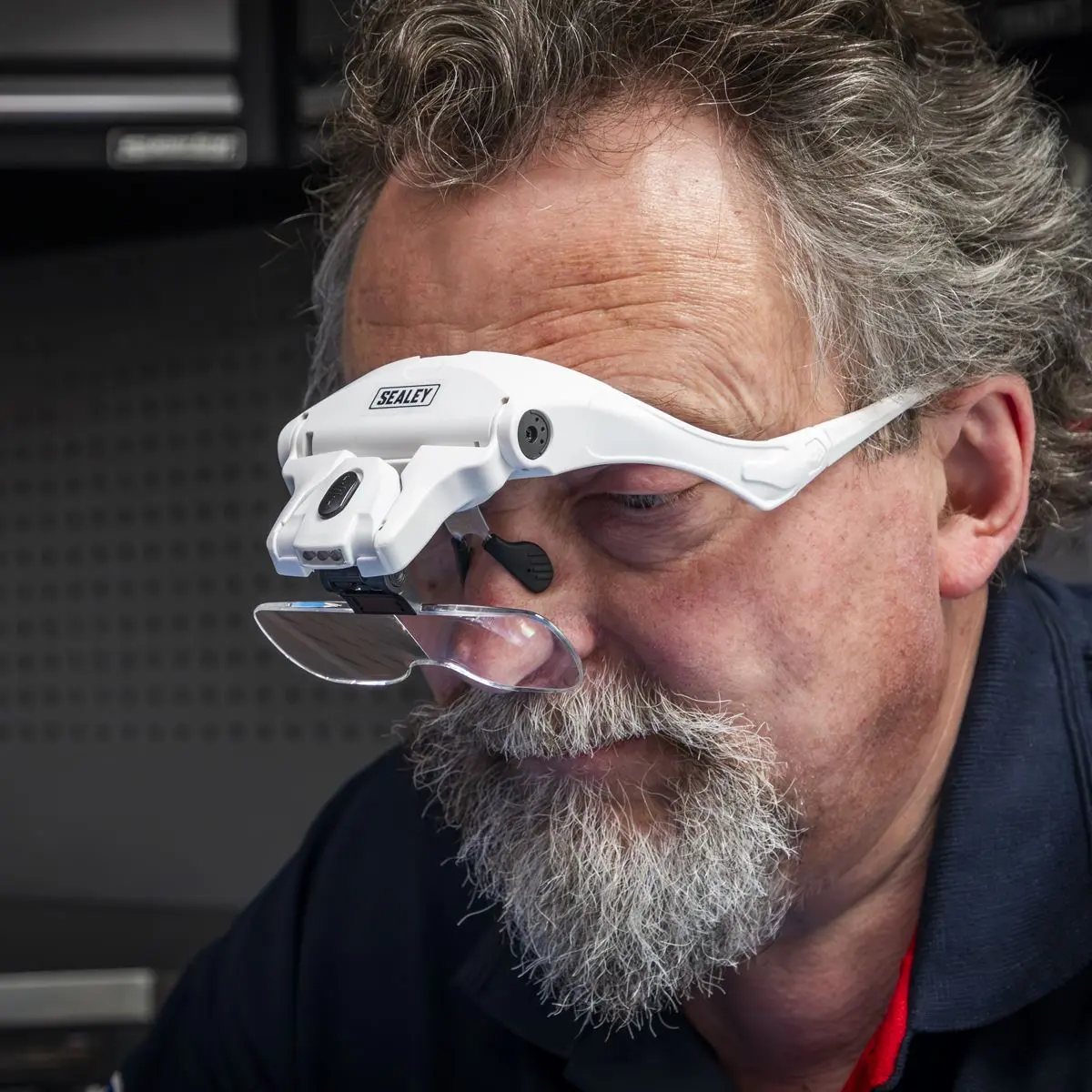 Sealey LED Magnifier Spectacles with Headband - Image 7