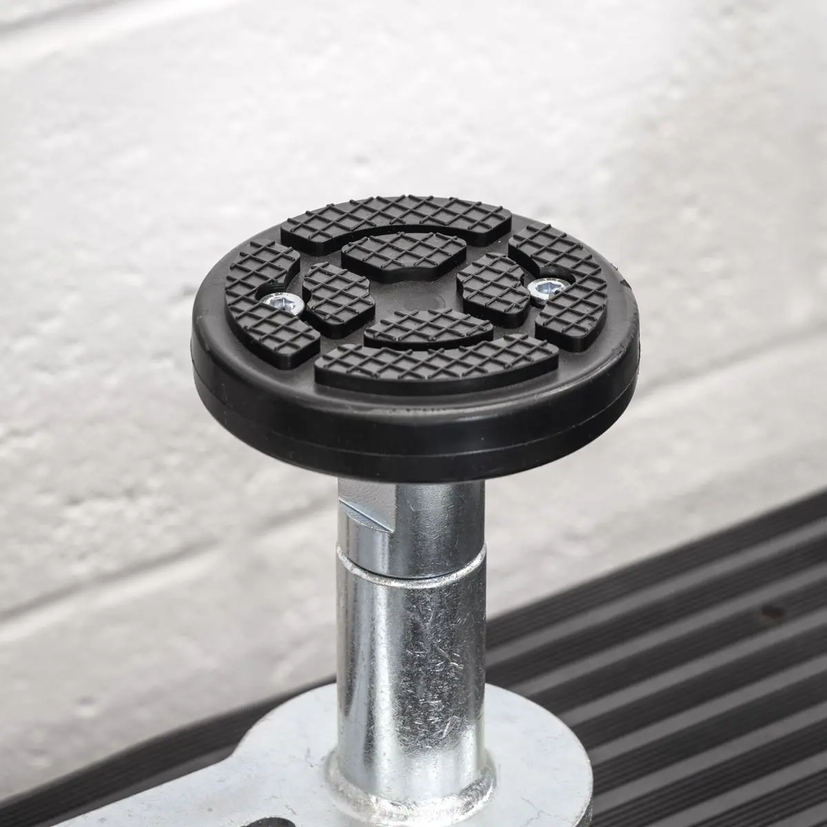 Sealey Lifting Platform Engines Transmissions Adaptor - Image 13