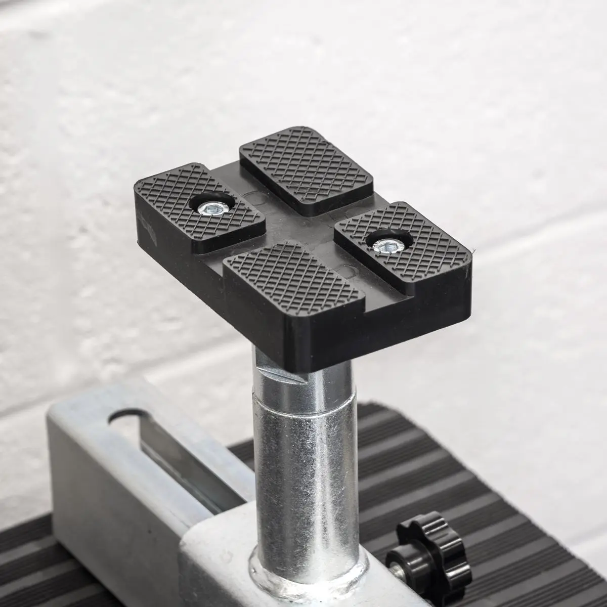 Sealey Lifting Platform Engines Transmissions Adaptor - Image 3