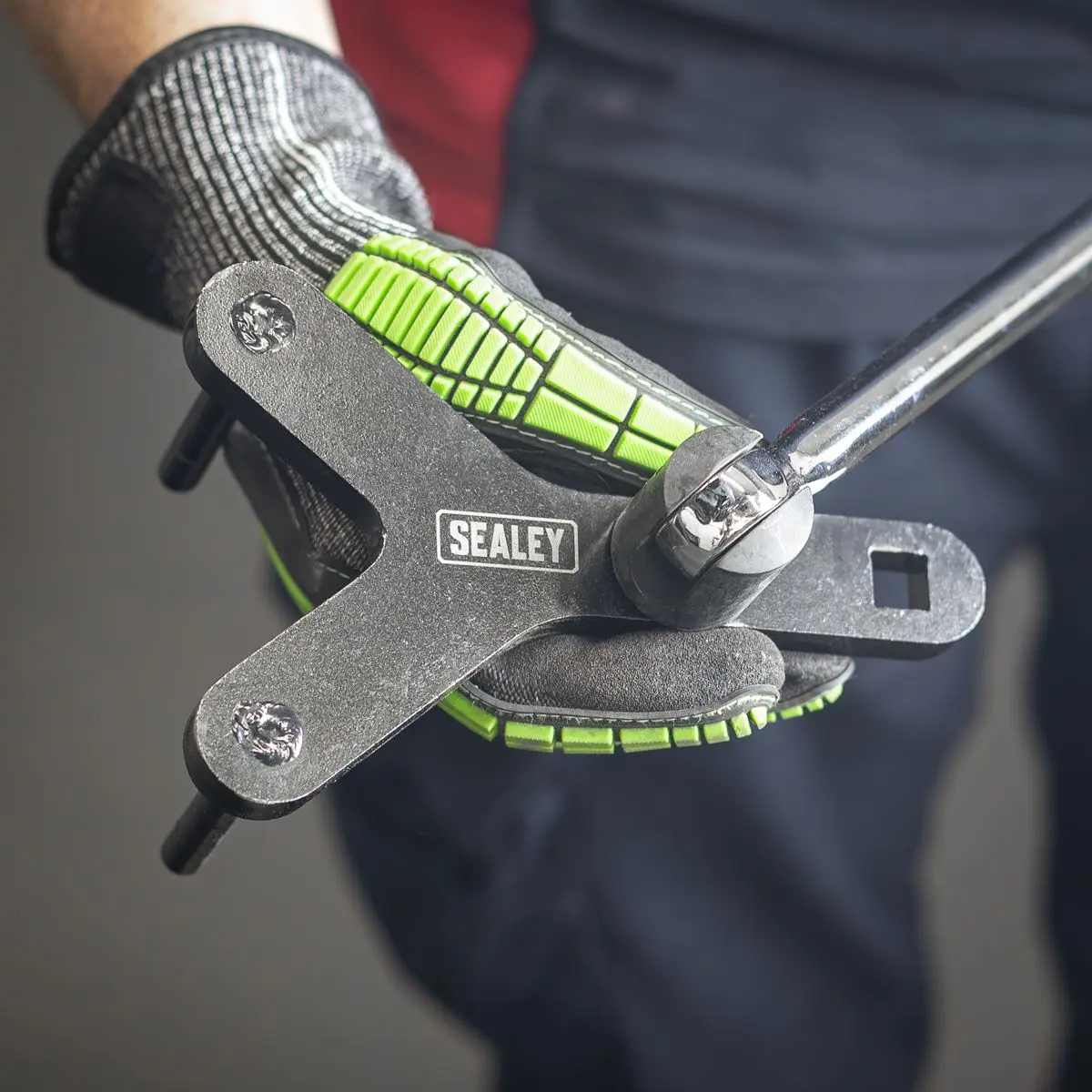 Sealey Lower Control Arm & Ball Joint Removal Tool - Image 7
