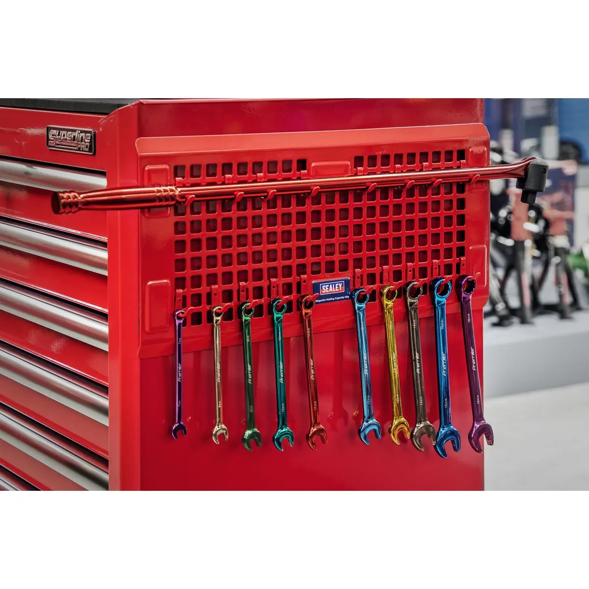 Sealey Magnetic Pegboard - Red - Image 8