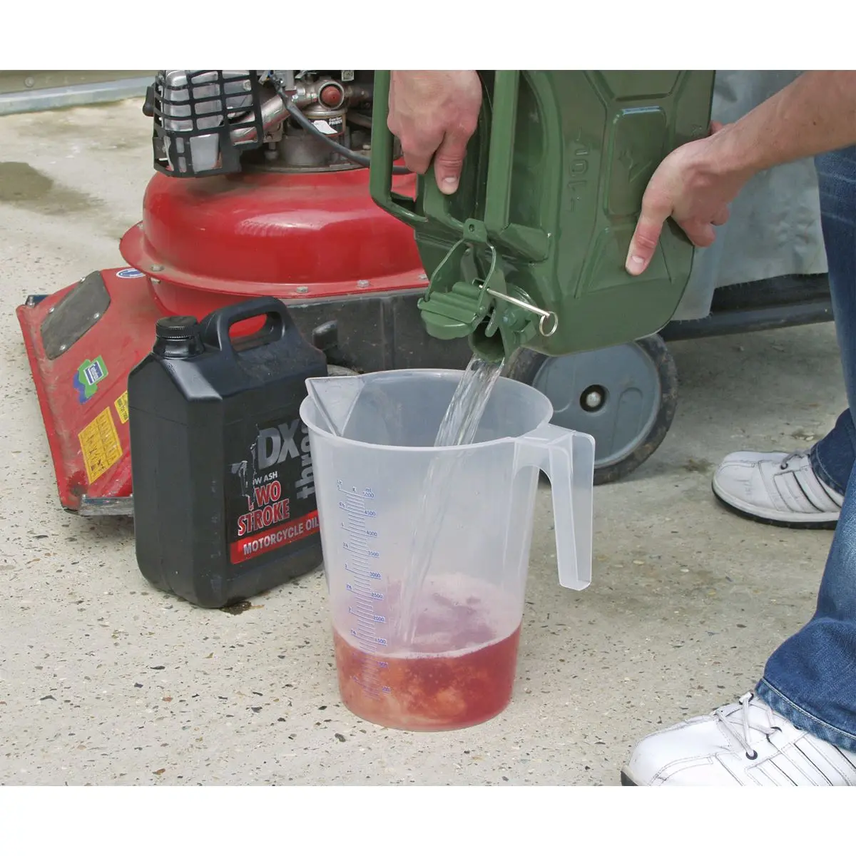 Sealey Measuring Jug Translucent 5L - Image 3