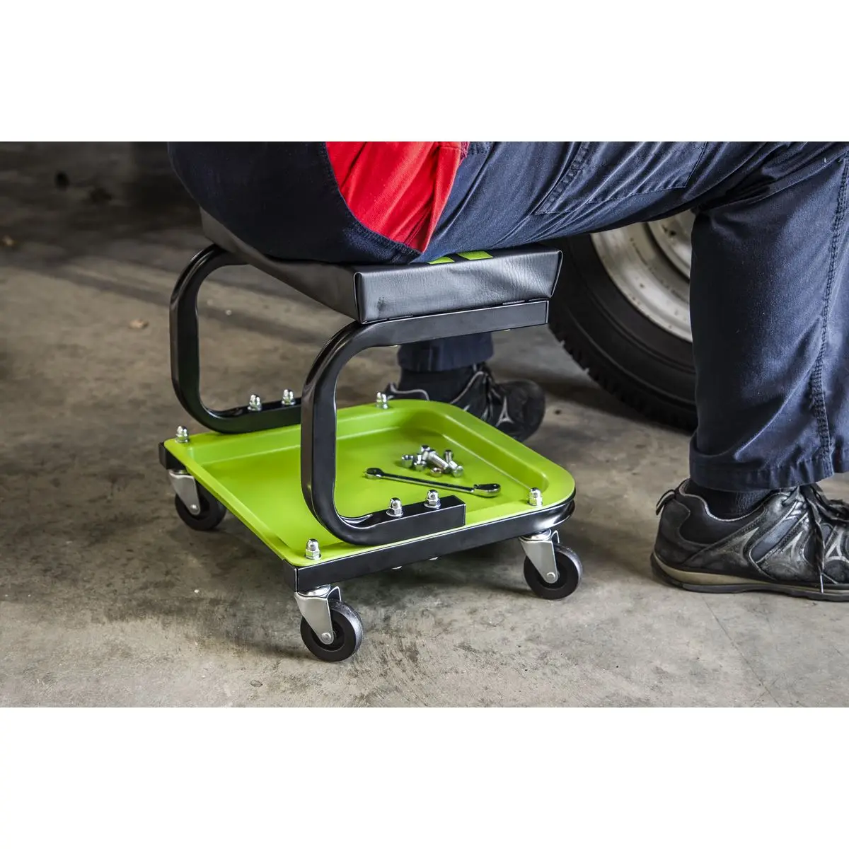 Sealey Mechanic's Utility Seat - Green - Image 4