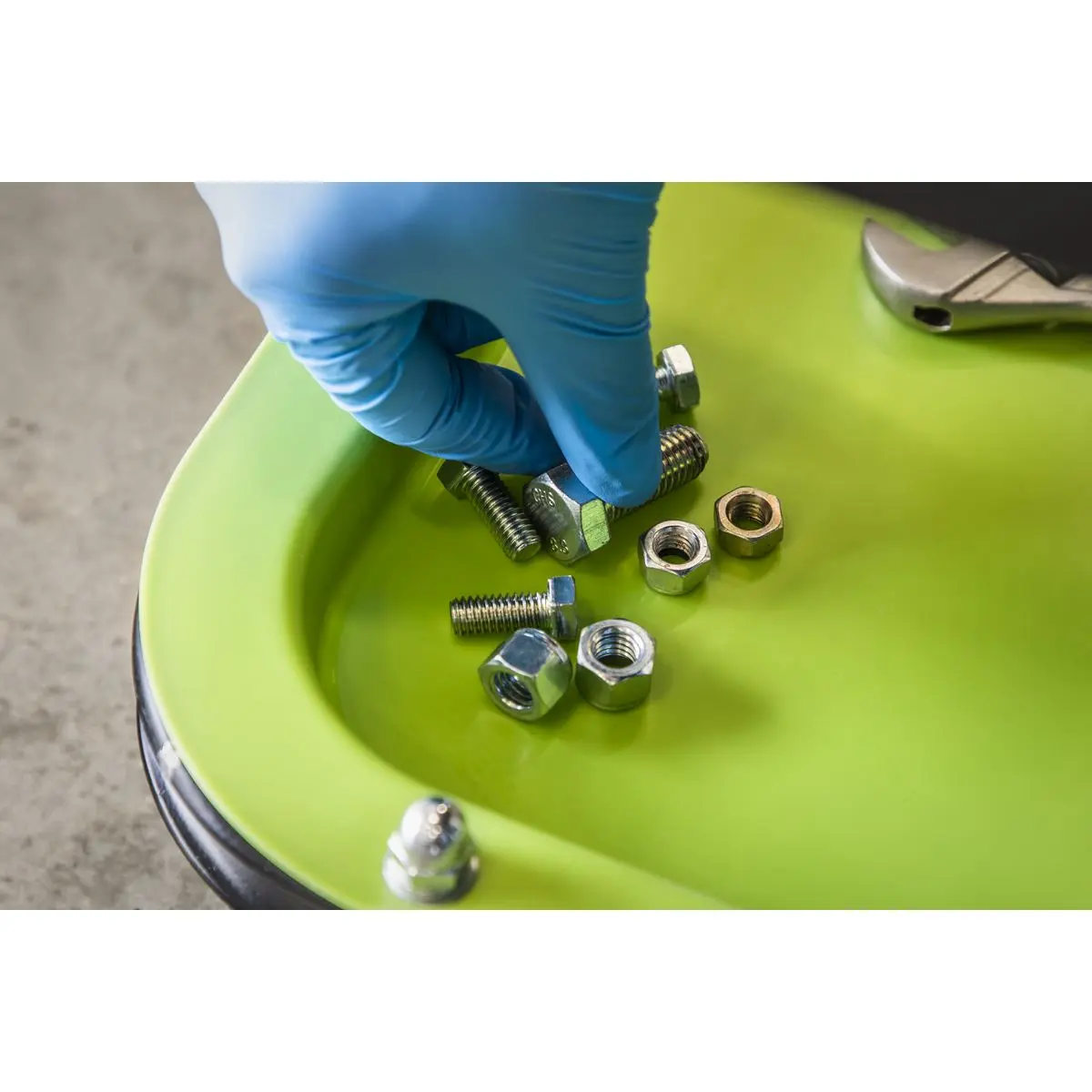 Sealey Mechanic's Utility Seat - Green - Image 6