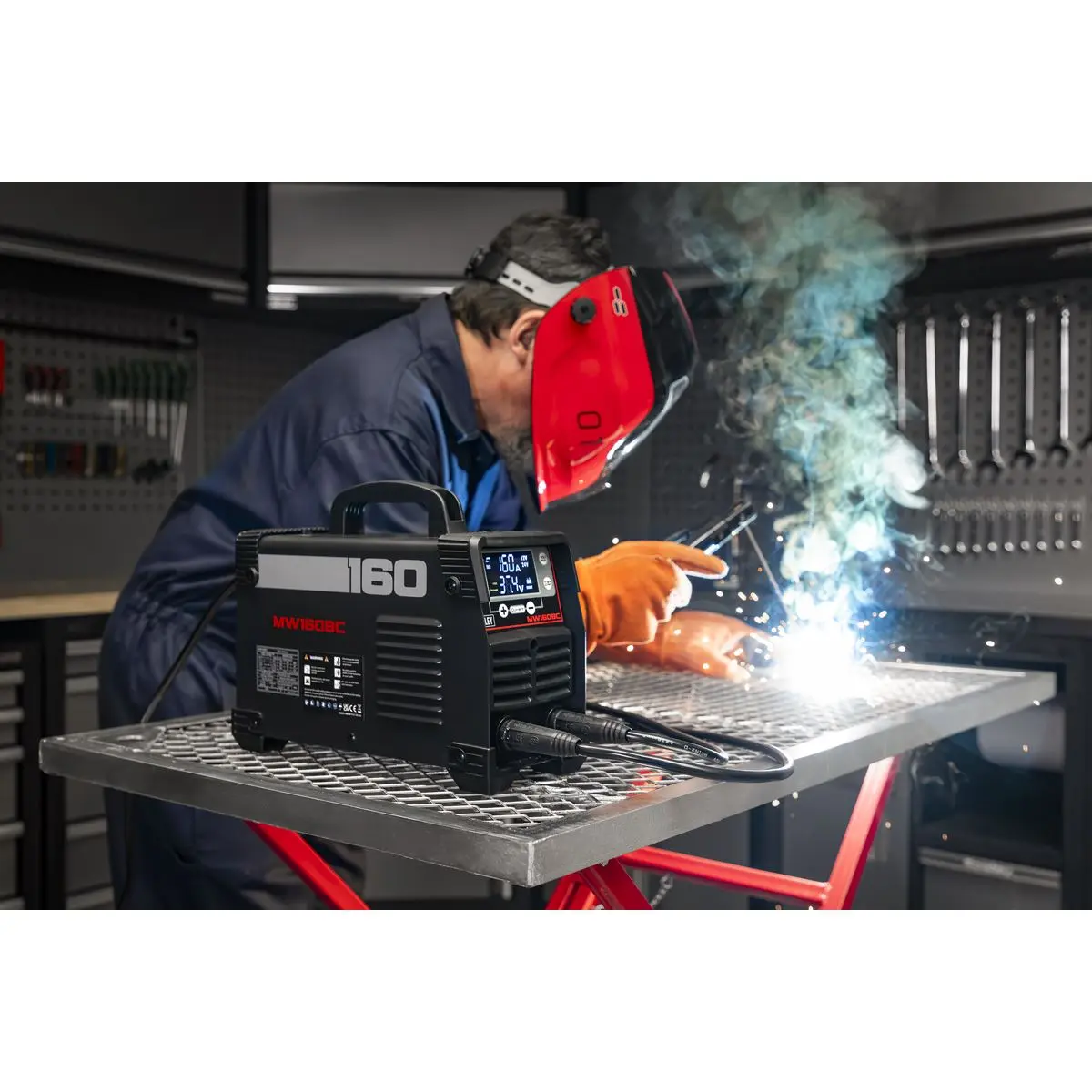 Sealey MMA Inverter Welder & Battery Charger/Starter 200A - Image 3