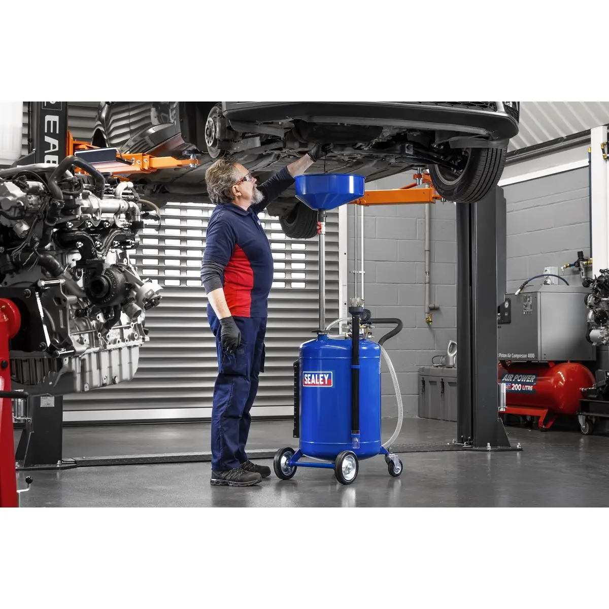 Sealey Air Discharge Mobile Oil Drainer with Probes 90L - Image 9
