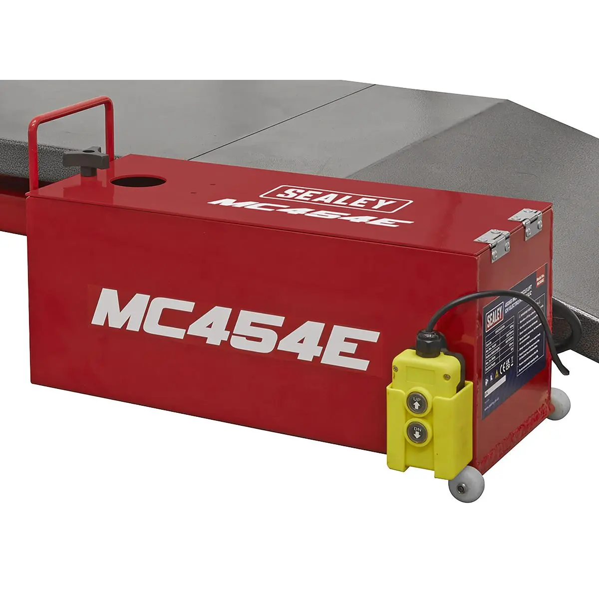 Sealey 12V Electro/Hydraulic Motorcycle Lift 450kg Capacity - Image 2