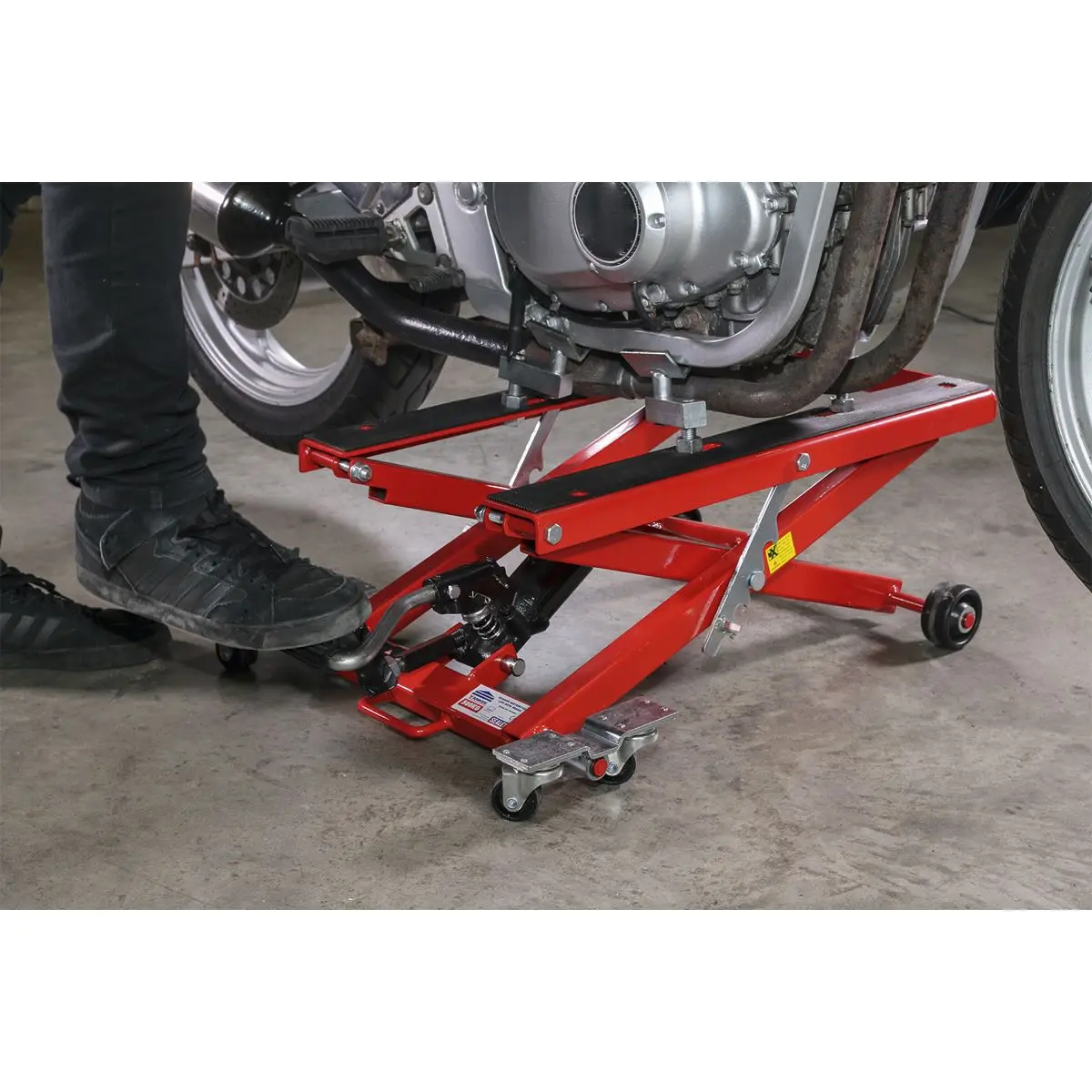 Sealey Hydraulic Motorcycle & Quad Scissor Lift 500kg Capacity - Image 3