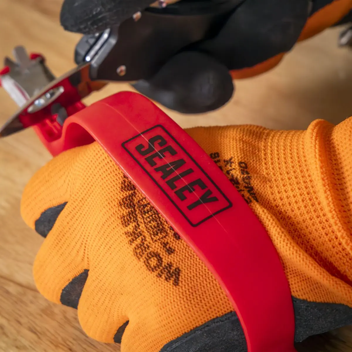Sealey Multipurpose Sharpening Tool - Image 2