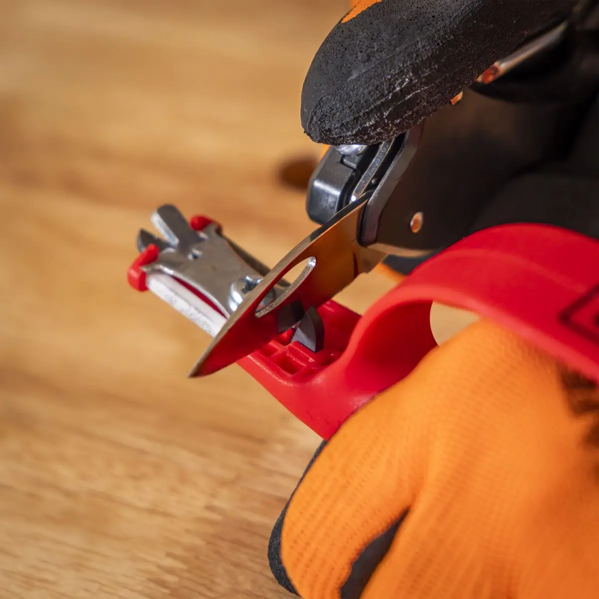 Sealey Multipurpose Sharpening Tool - Image 4