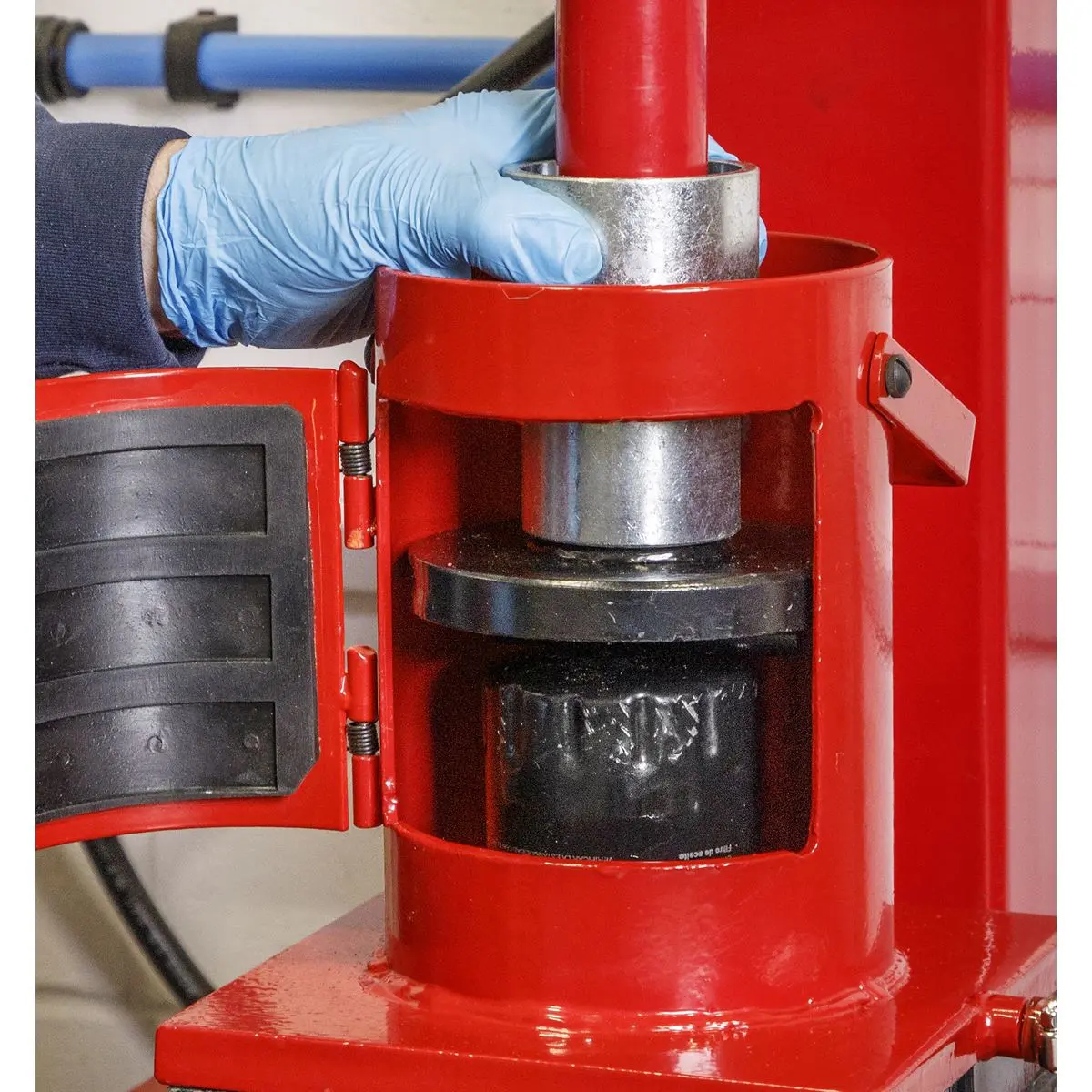 Sealey Oil Filter Crusher & Adaptor Combo - Image 8
