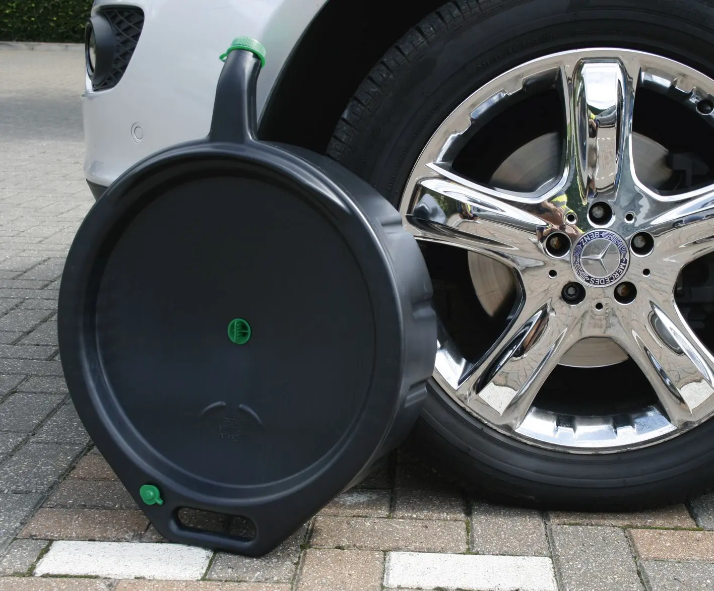 Sealey Oil/Fluid Drain & Recycle Container 16L - Image 6