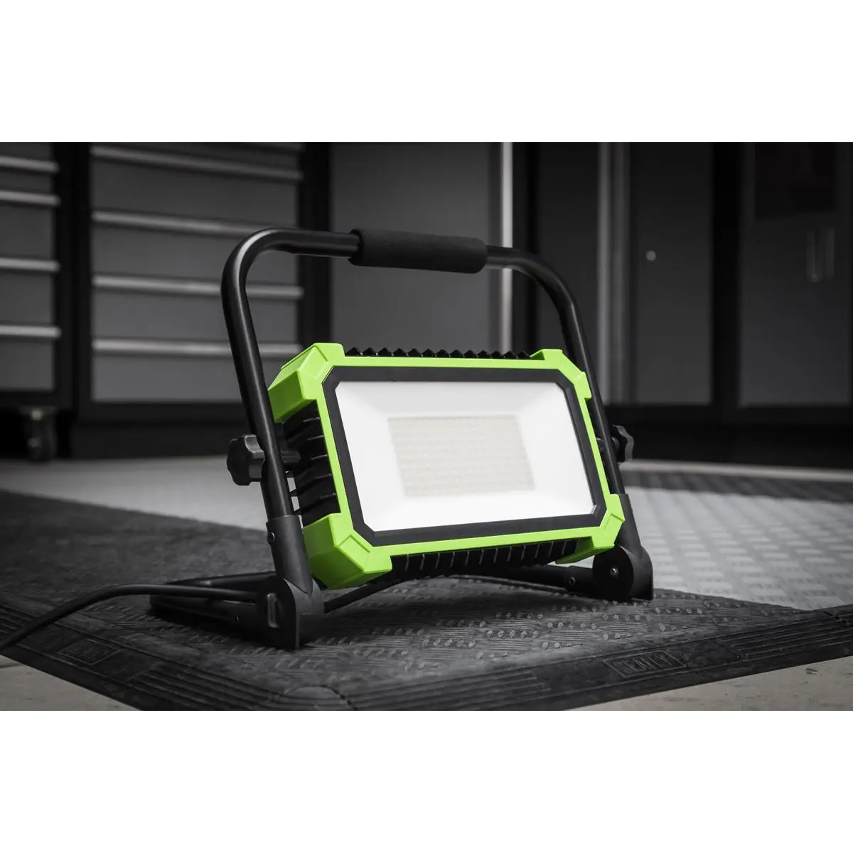 Sealey Portable Floodlight 50W SMD LED - 230V - Image 7