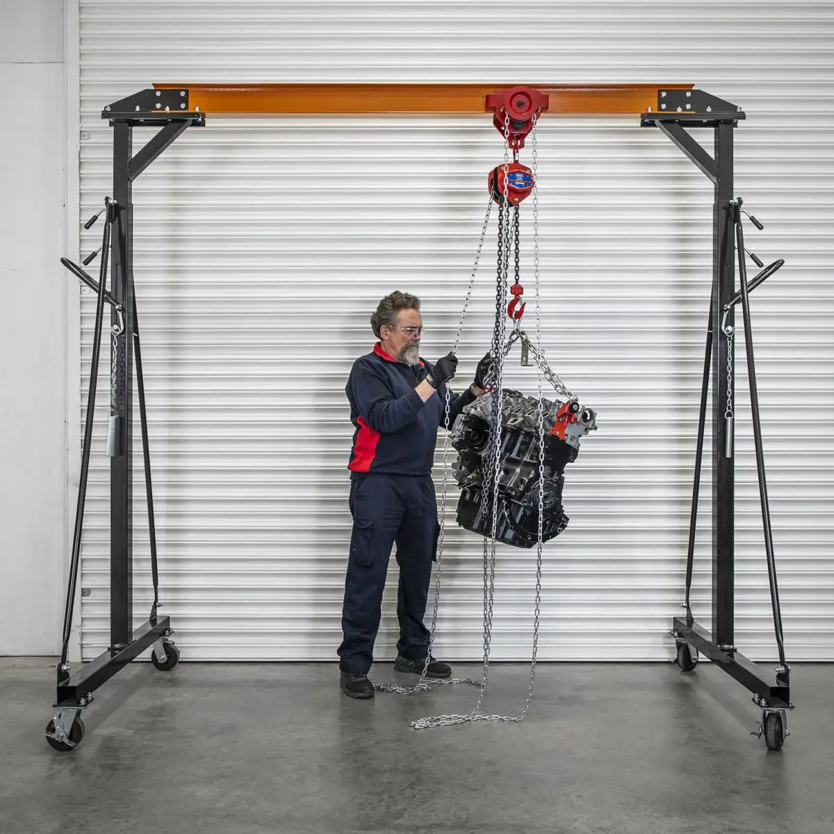 Sealey Portable Adjustable Gantry Crane with Geared Trolley Combo 1 Tonne - Image 4