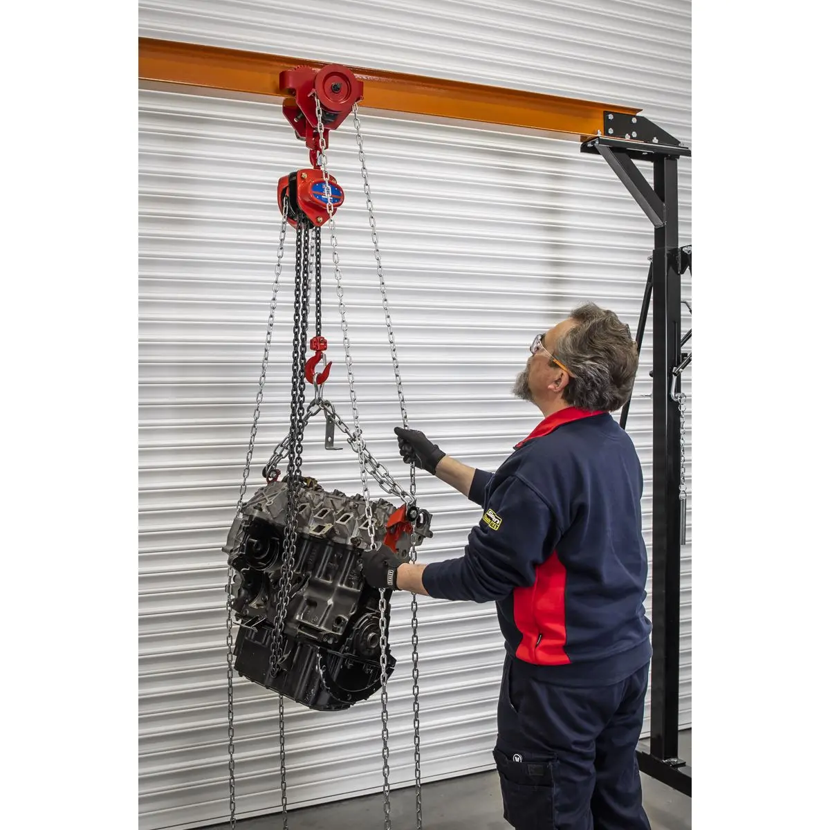 Sealey Portable Adjustable Gantry Crane with Geared Trolley Combo 1 Tonne - Image 8