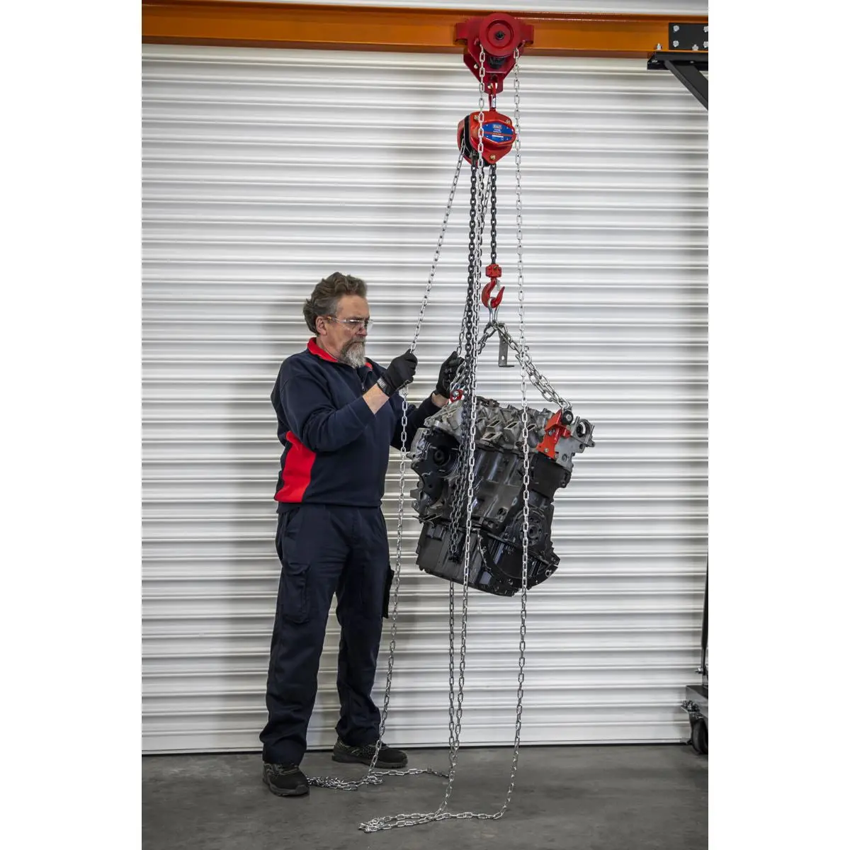 Sealey Portable Adjustable Gantry Crane with Geared Trolley Combo 1 Tonne - Image 9