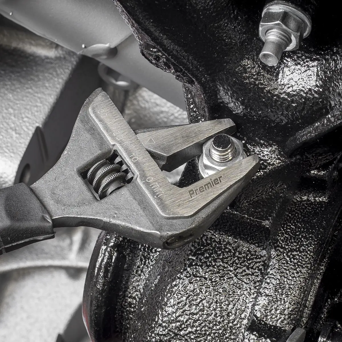 Sealey Premier Adjustable Wide Jaw Wrench 200mm - Image 5