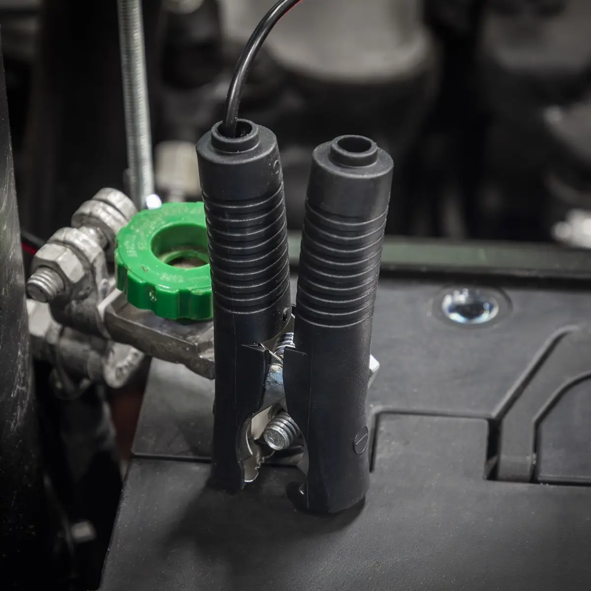 Sealey Premier Battery Maintainer Charger 8A Fully Automatic - Image 2