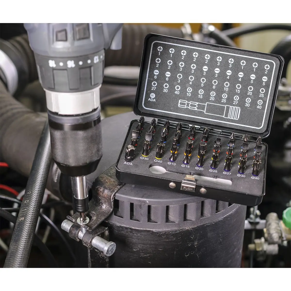 Sealey Premier Black 42 Piece Impact Grade Torsion Bit Set Slotted Phillips Trx Star Hex - Image 3