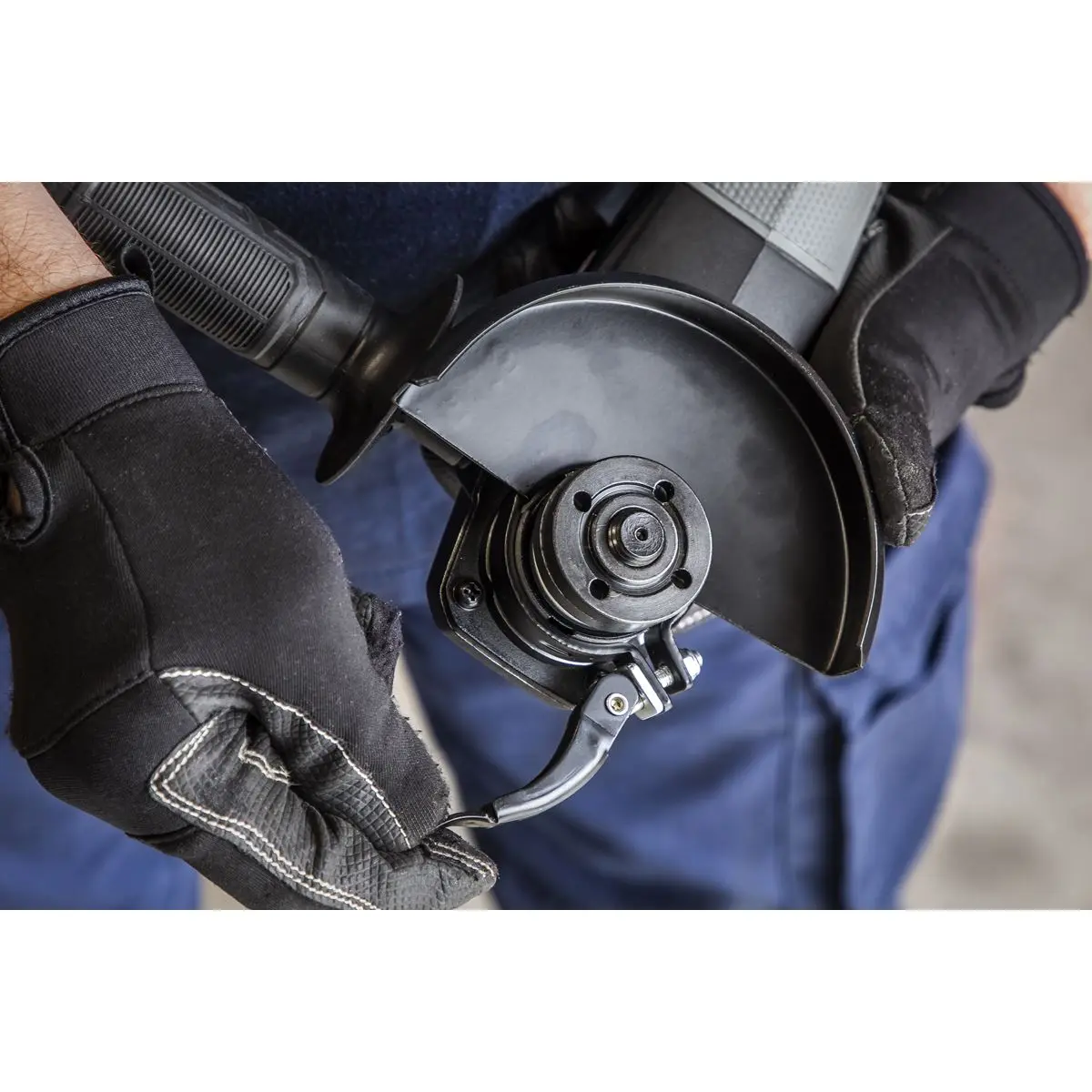 Sealey Premier Brushless Angle Grinder Kit Ø115mm 20V 4Ah SV20 Series - Image 11