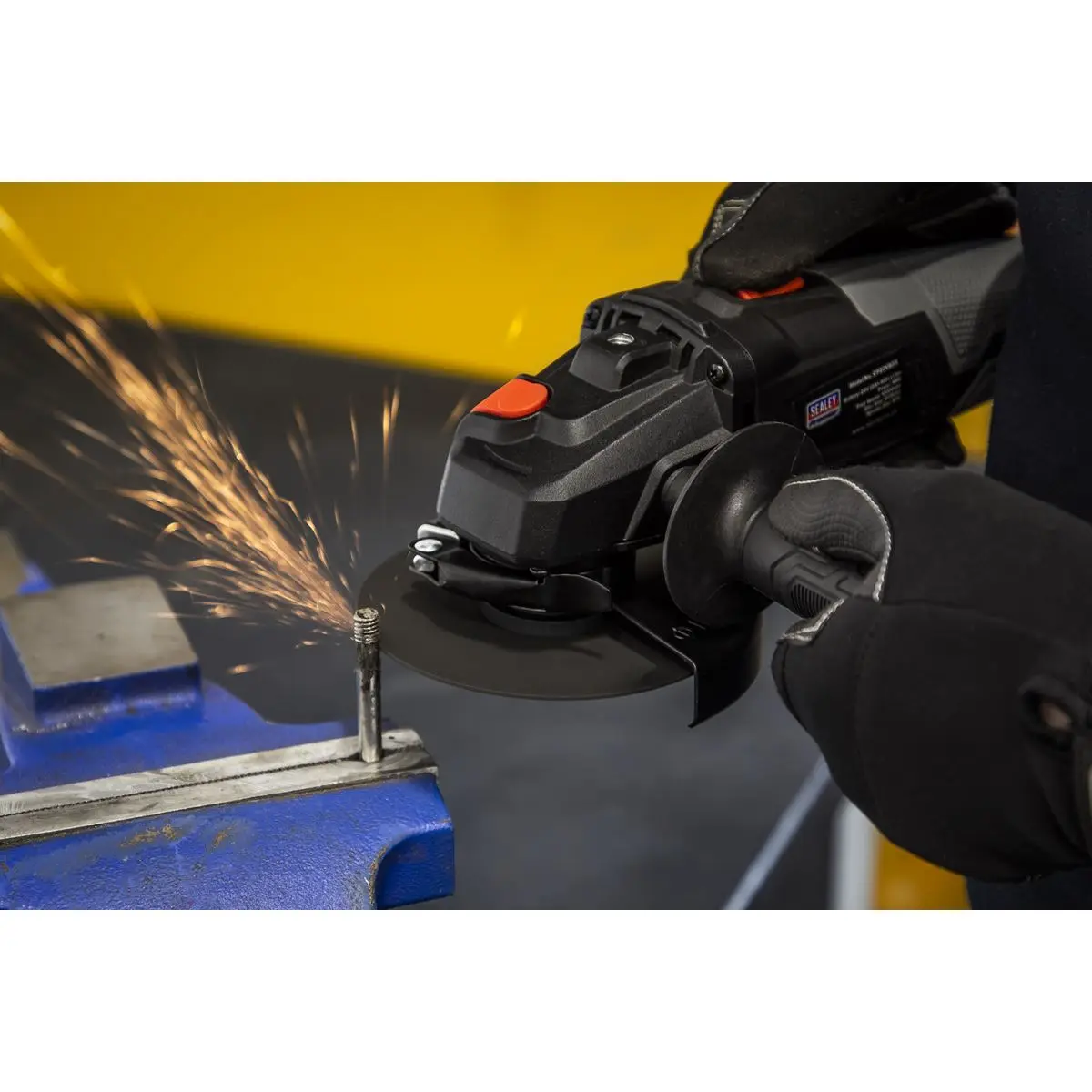 Sealey Premier Brushless Angle Grinder Kit Ø115mm 20V 4Ah SV20 Series - Image 7