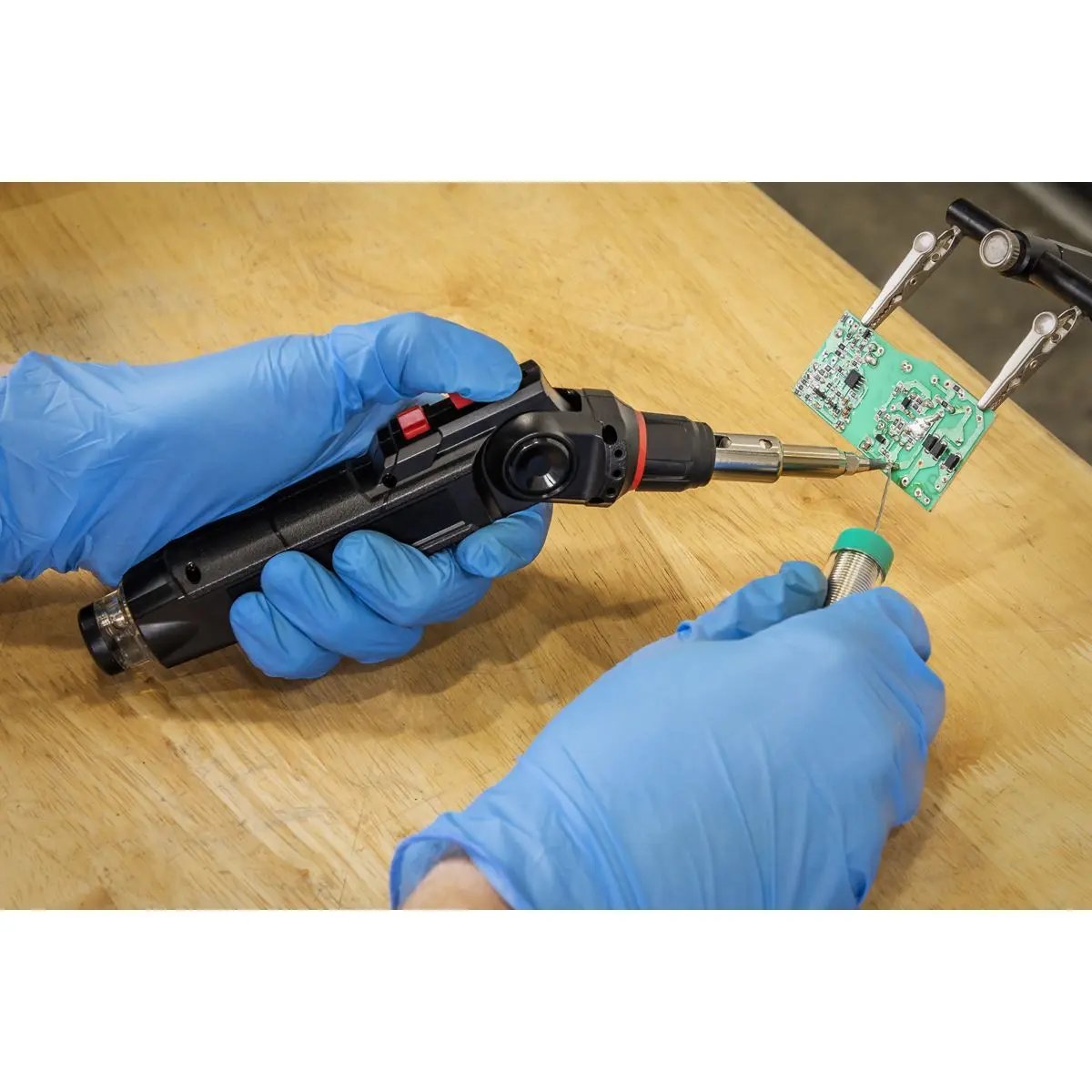 Sealey Premier Butane Indexing Soldering Iron Kit 3-in-1 - Image 3